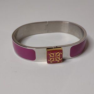 Cute 6.5 Inch Rustic Cuff Hinged Bangle